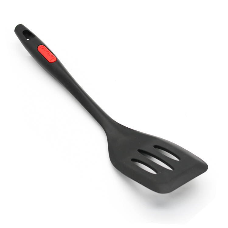 直擊要害:導致硅橡膠變形的核心所在 直擊要害:導致硅橡膠變形的核心所在